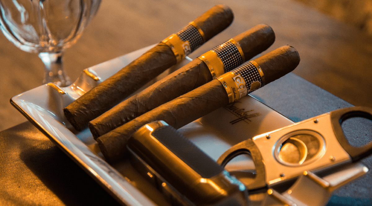 how to store cigars